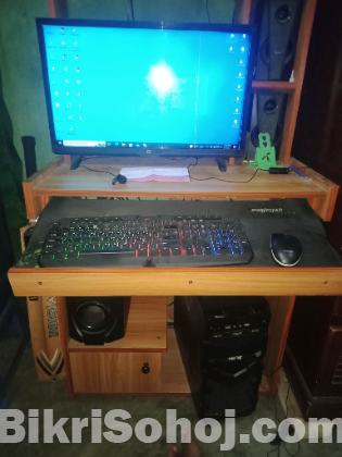 Desktop pc and  monitor